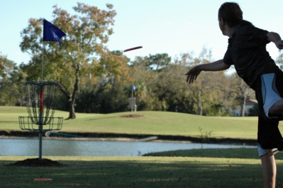 IMAGE(http://www.pdga.com/files/u18/disc_golf.jpg)