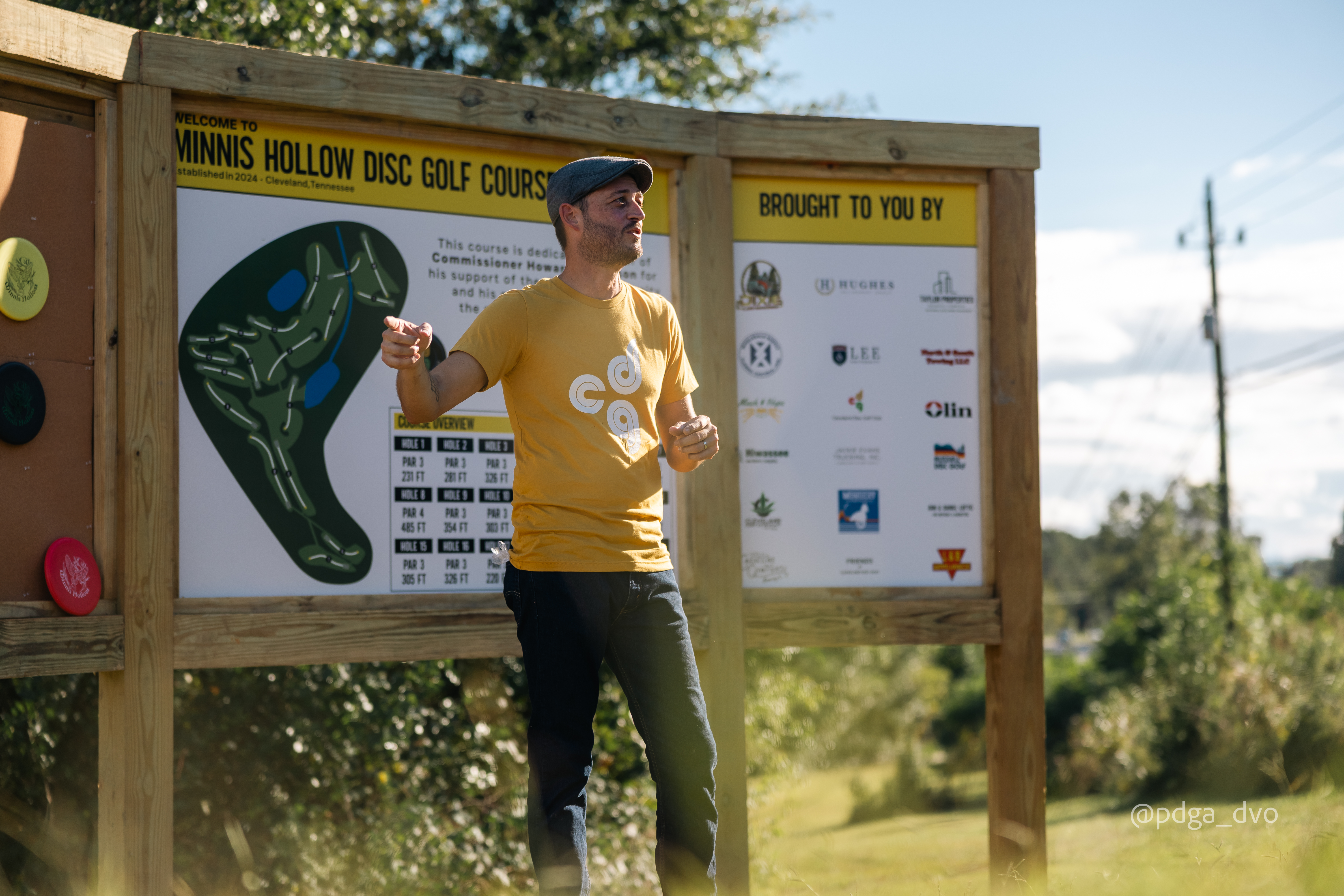 minnis_hollow_dgc_ribbon_cutting-10.jpg